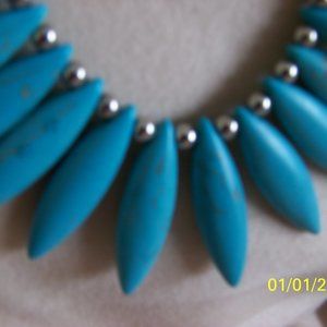 NWOT Turquoise Statement Acrylic Necklace